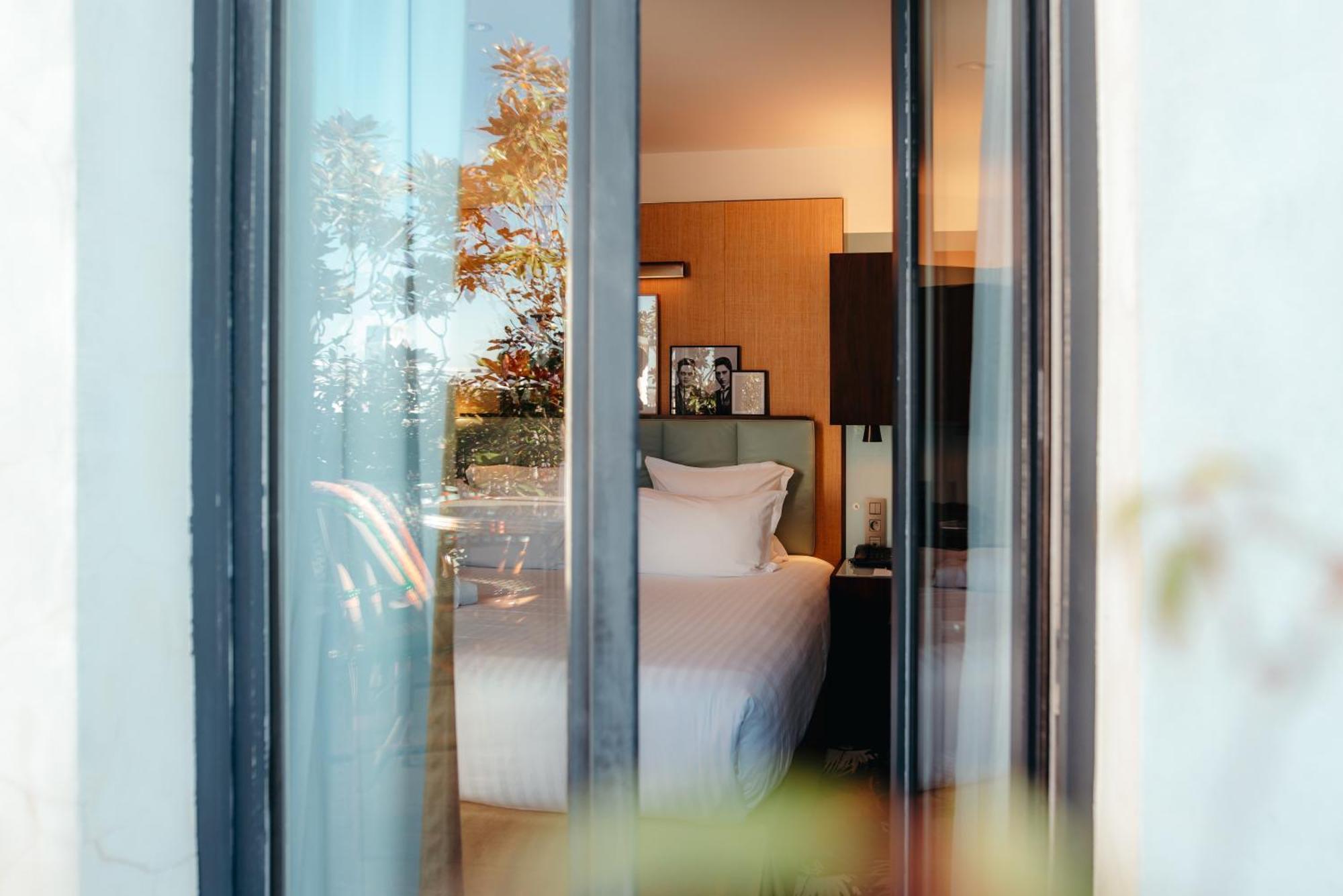 Hotel Eiffel Blomet Париж Екстериор снимка