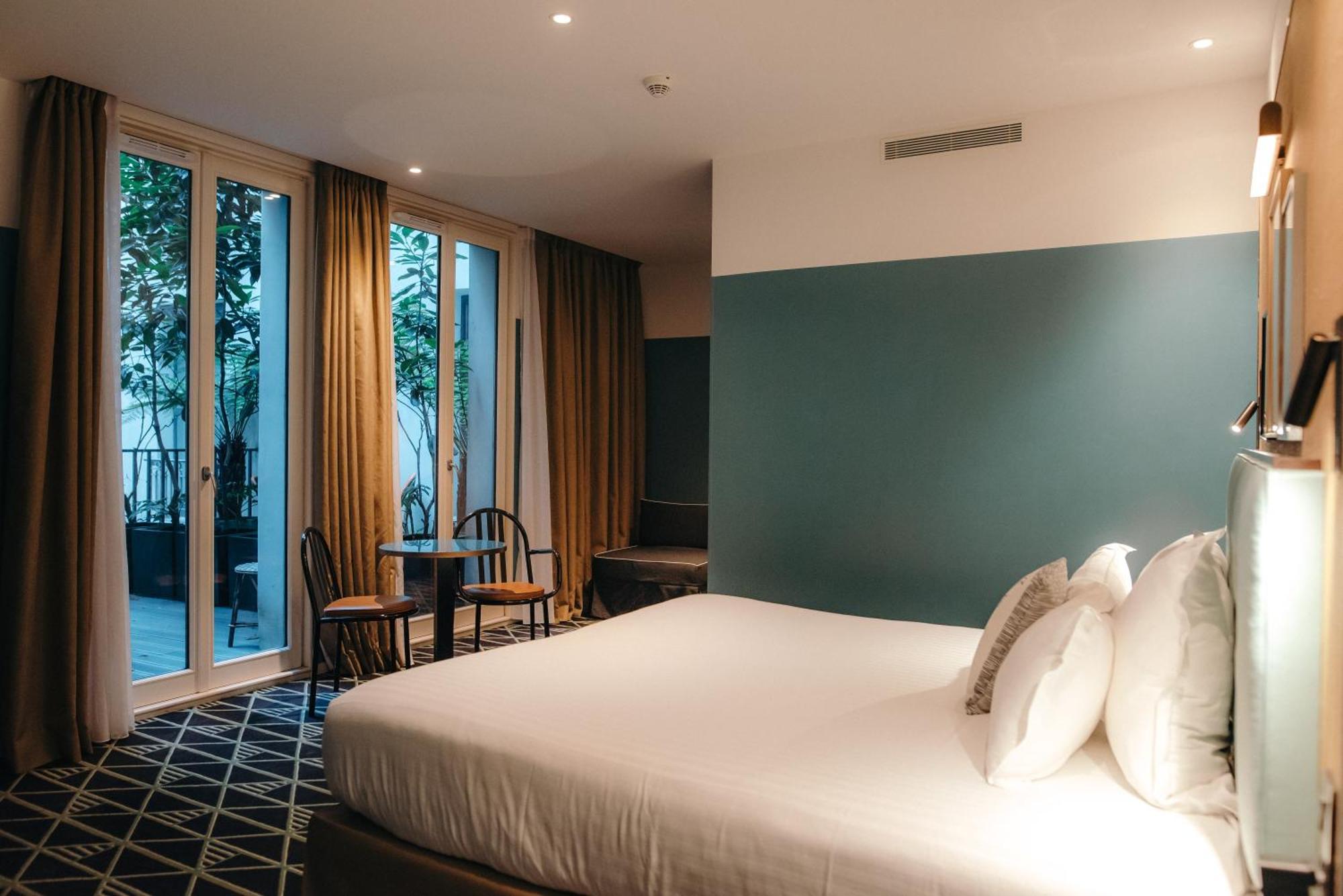 Hotel Eiffel Blomet Париж Екстериор снимка