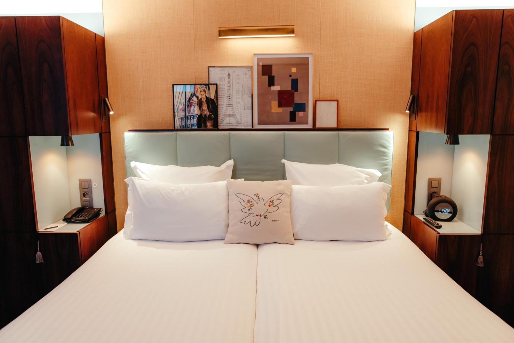 Hotel Eiffel Blomet Париж Екстериор снимка